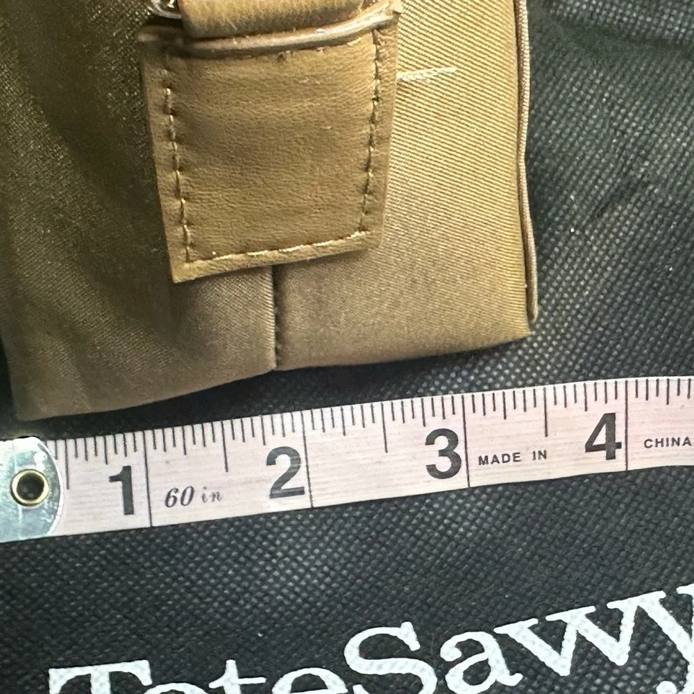 NEW ToteSavvy Brown Baby Bag with Wipe Dispenser and Crossbody Strap